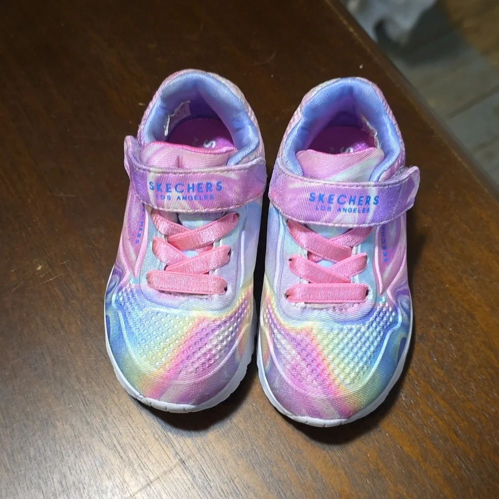 Skechers Rainbow Sneakers Size 6‎